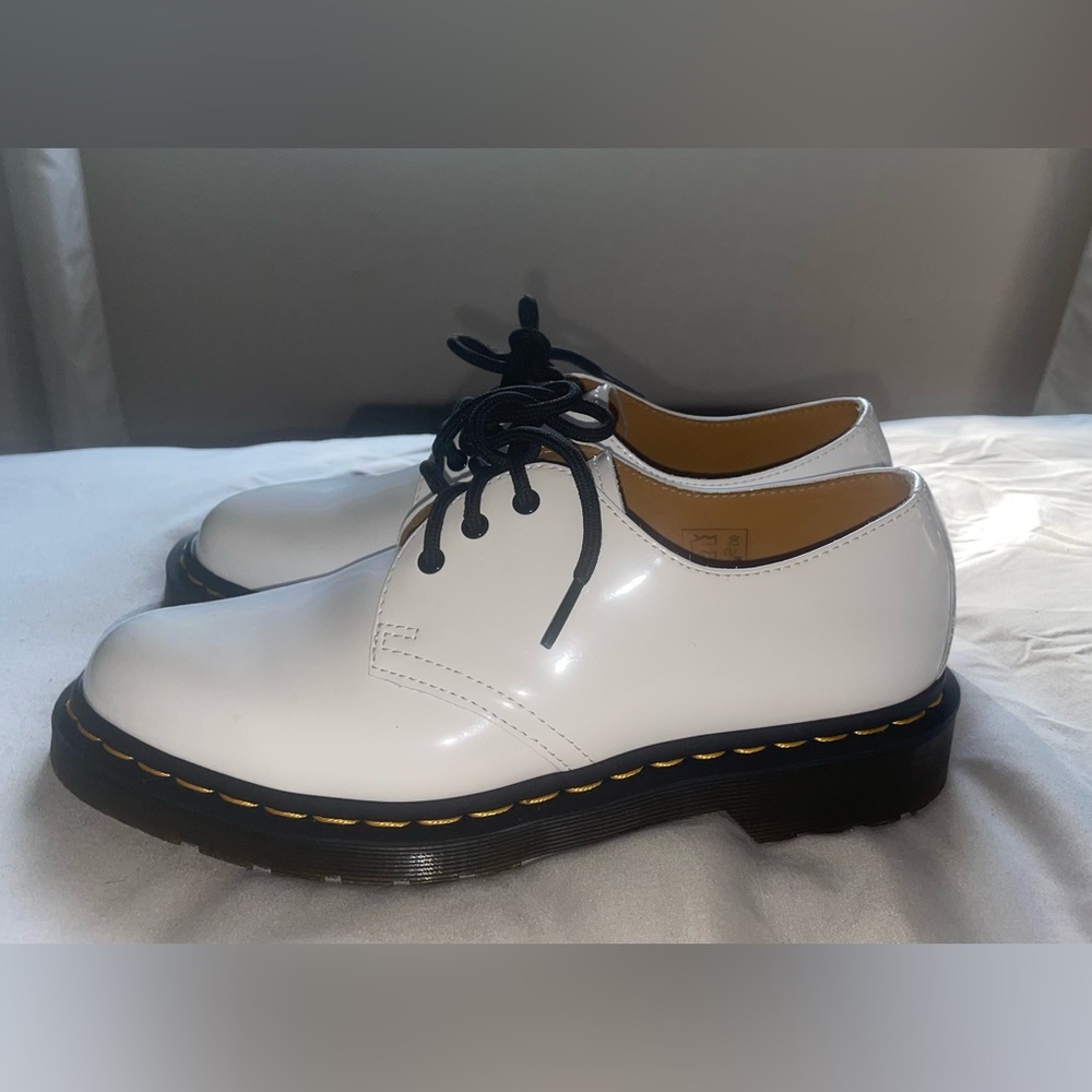 Dr. Martens 1461 BEX SMOOTH LEATHER OXFORD SHOES White with Black details